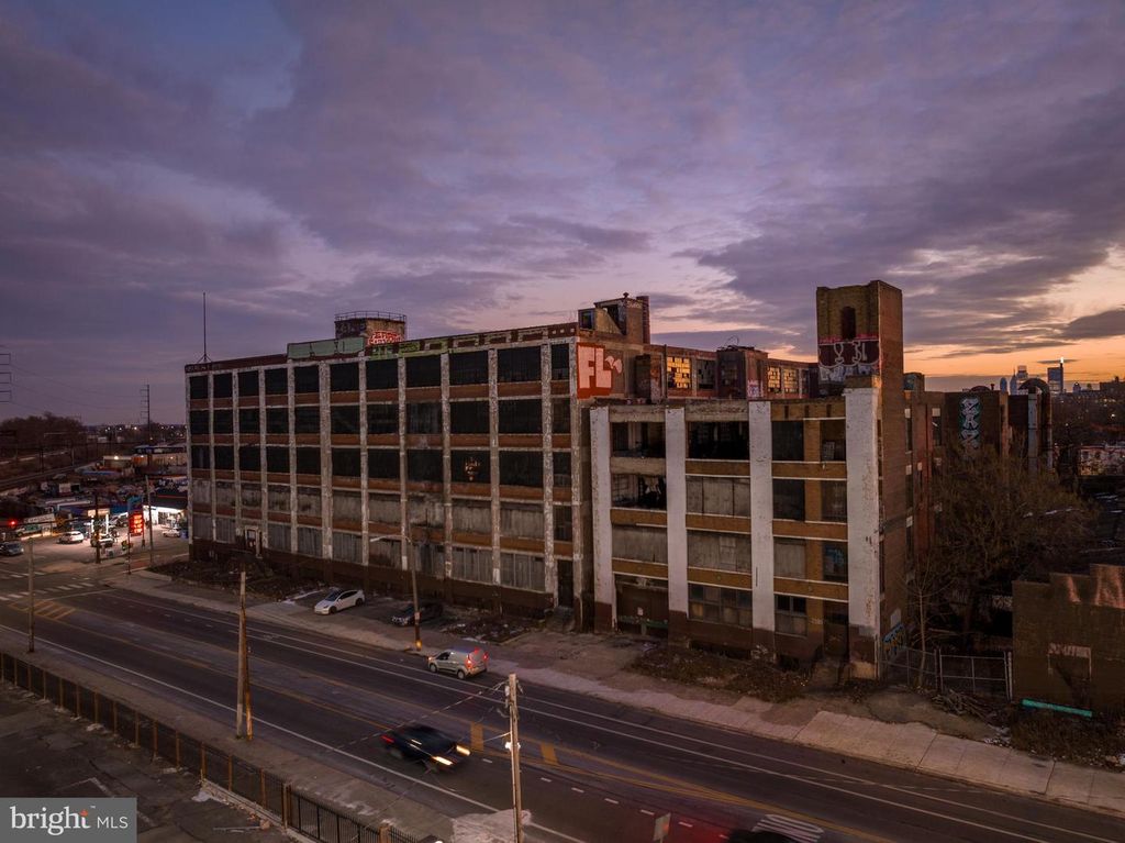 2100-20 W ALLEGHENY AVE, Philadelphia, PA 19132