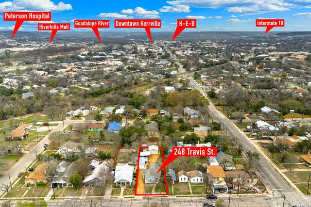 248 N Travis St, Kerrville, TX 78028