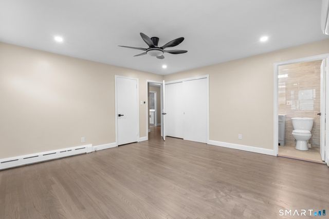 12 Homestead Place, Branford, CT 06405