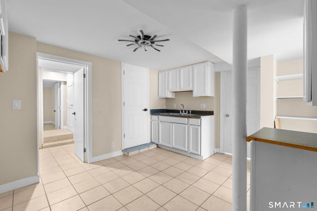 12 Homestead Place, Branford, CT 06405