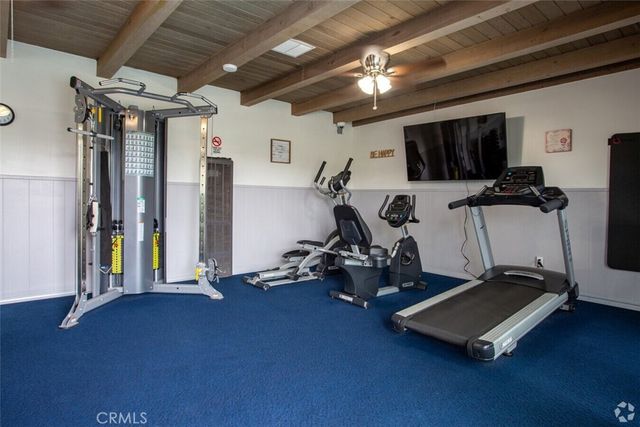 17700 WESTERN Avenue 1, Gardena, CA 90248