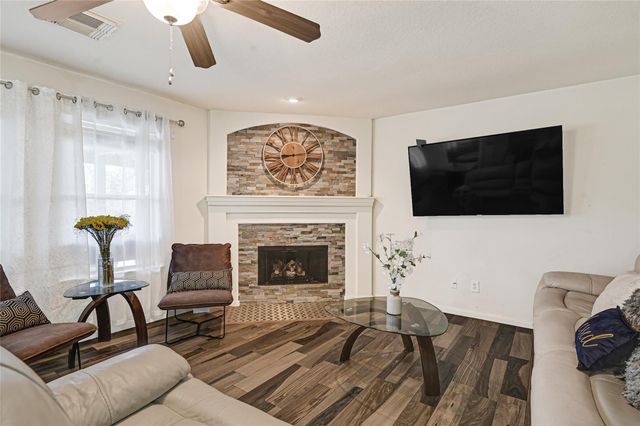 2527 Spring Lily Court, Spring, TX 77373