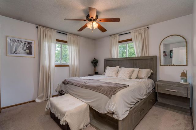 129 Mary Circle, North Mankato, MN 56003
