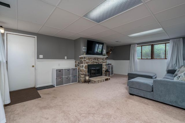 129 Mary Circle, North Mankato, MN 56003