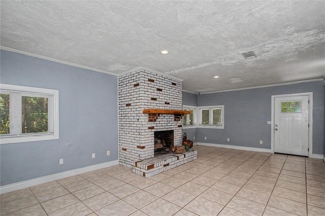 1916 SE 14TH AVENUE, Ocala, FL 34471