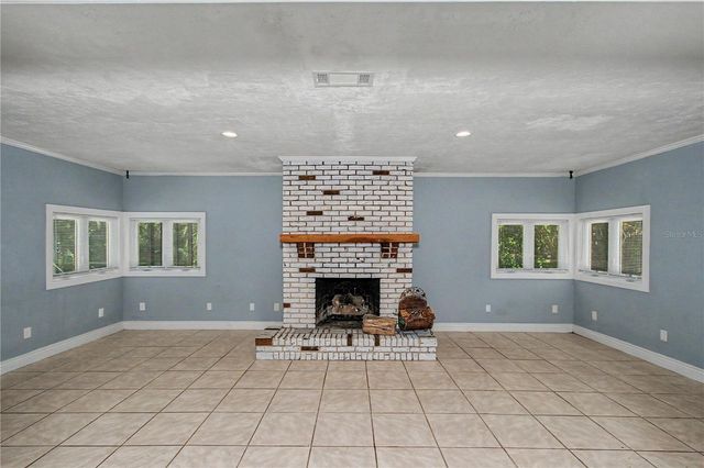 1916 SE 14TH AVENUE, Ocala, FL 34471