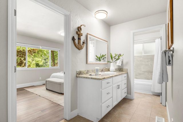 2769 Valencia Road, Aptos, CA 95003