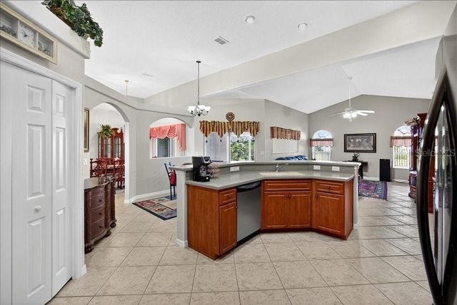 28 FANSHAWE LANE, Palm Coast, FL 32137