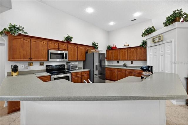 28 FANSHAWE LANE, Palm Coast, FL 32137