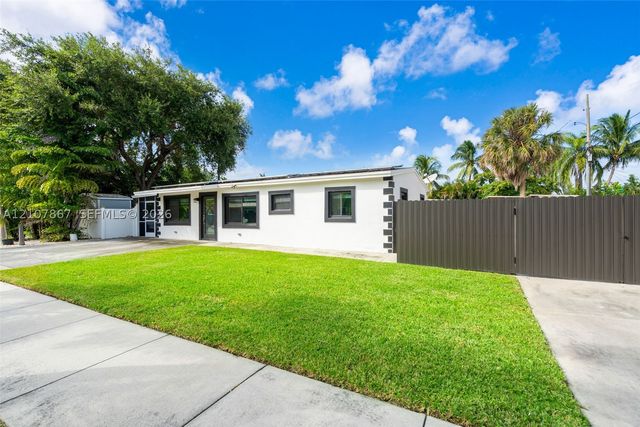 6100 NE 2nd Ter, Oakland Park, FL 33334