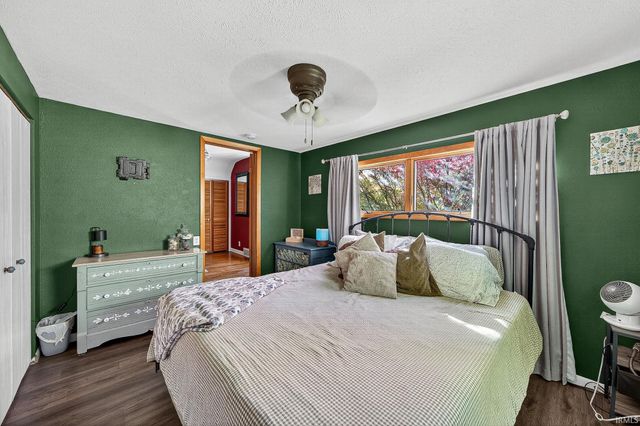 418 W Superior Street, Osceola, IN 46561