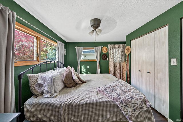 418 W Superior Street, Osceola, IN 46561