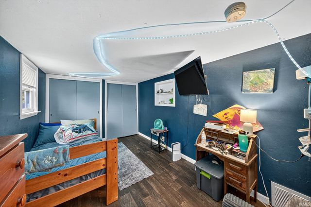 418 W Superior Street, Osceola, IN 46561