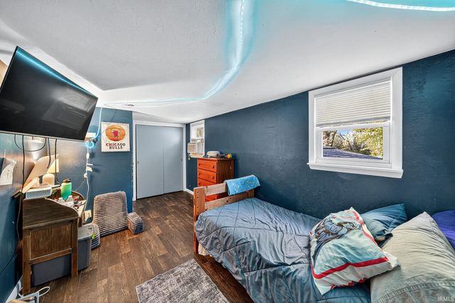 418 W Superior Street, Osceola, IN 46561