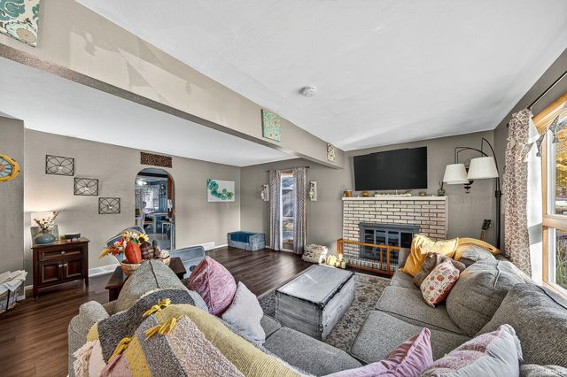 418 W Superior Street, Osceola, IN 46561