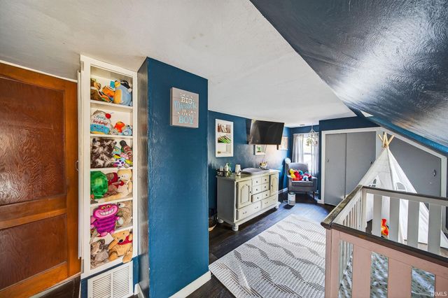 418 W Superior Street, Osceola, IN 46561