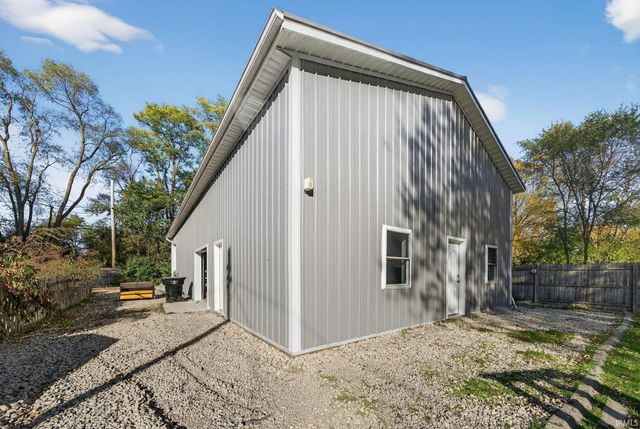 418 W Superior Street, Osceola, IN 46561