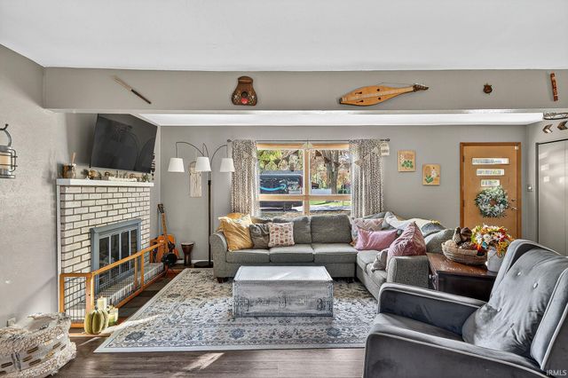 418 W Superior Street, Osceola, IN 46561