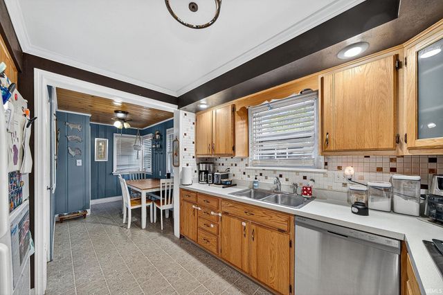 418 W Superior Street, Osceola, IN 46561