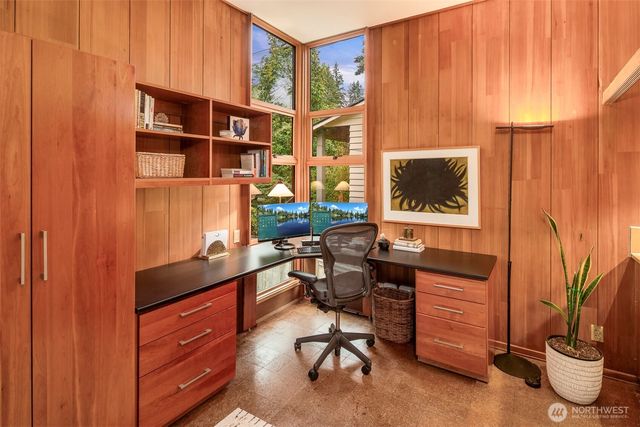 220 130th Avenue SE, Bellevue, WA 98005