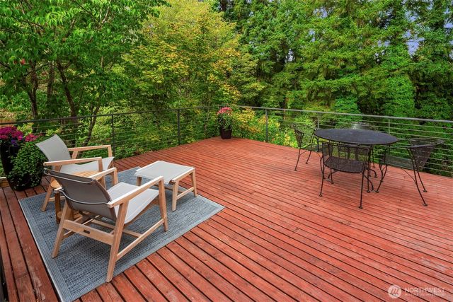 220 130th Avenue SE, Bellevue, WA 98005