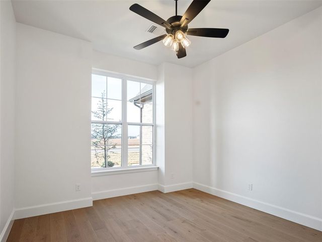 11808 Thomas Trail, Oklahoma City, OK 73173