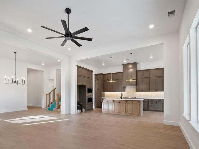 11808 Thomas Trail, Oklahoma City, OK 73173