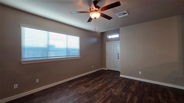 9860 Grosbeak Lane, Magnolia, TX 77354