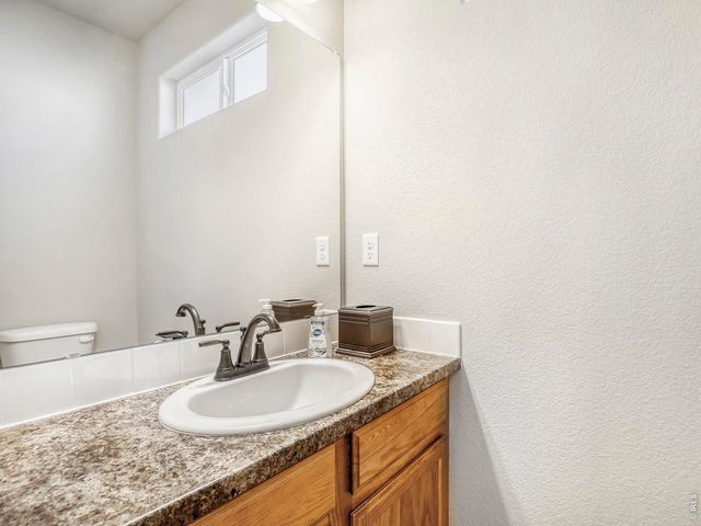 368 Littlebrook Ct, Windsor, CO 80550