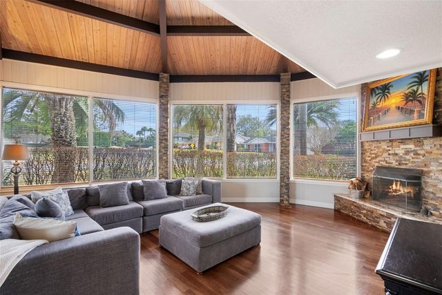 3226 S OSCEOLA AVENUE, Orlando, FL 32806