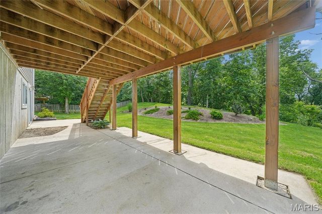 394 Westwind Estates Lane, Valley Park, MO 63088