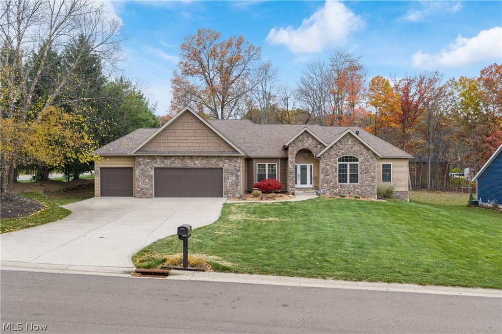 5247 Birchmont Avenue SW, Canton, OH 44706