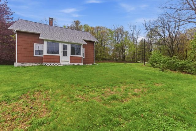 114 Mansfield Road, Temple, NH 03084