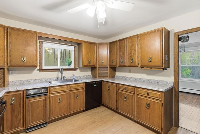 114 Mansfield Road, Temple, NH 03084