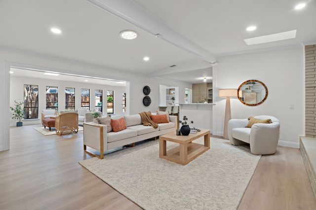 1306 Driftwood Drive, Euless, TX 76040