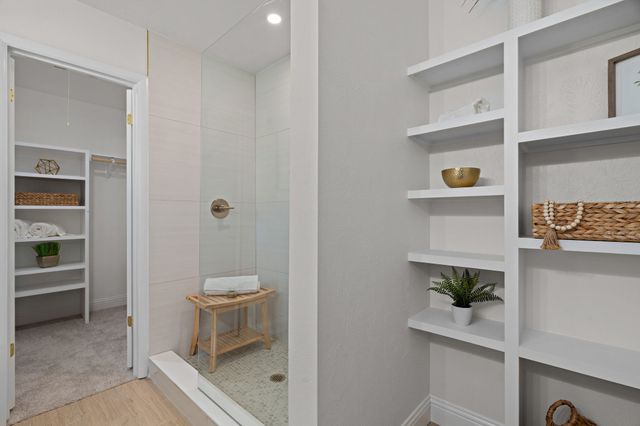 1306 Driftwood Drive, Euless, TX 76040