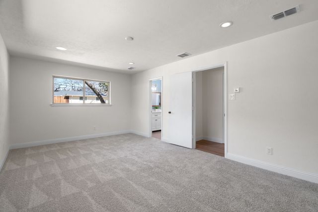 1306 Driftwood Drive, Euless, TX 76040