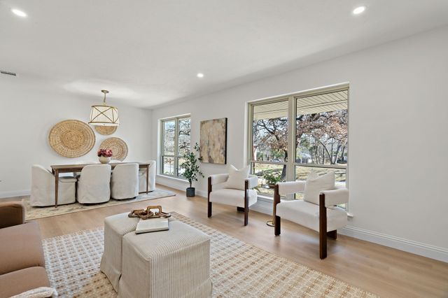 1306 Driftwood Drive, Euless, TX 76040