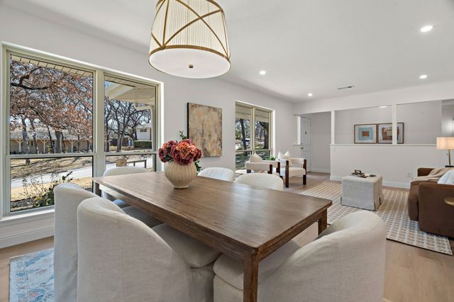 1306 Driftwood Drive, Euless, TX 76040