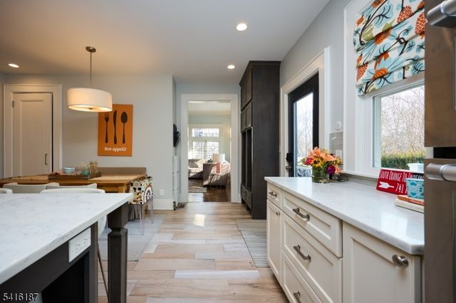 330 Hartford Rd, South Orange Village Twp., NJ 07079