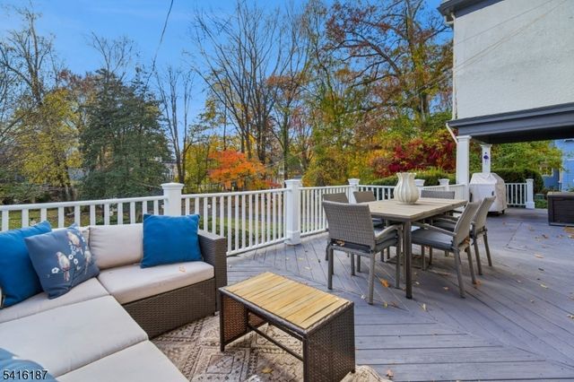 330 Hartford Rd, South Orange Village Twp., NJ 07079