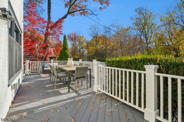 330 Hartford Rd, South Orange Village Twp., NJ 07079