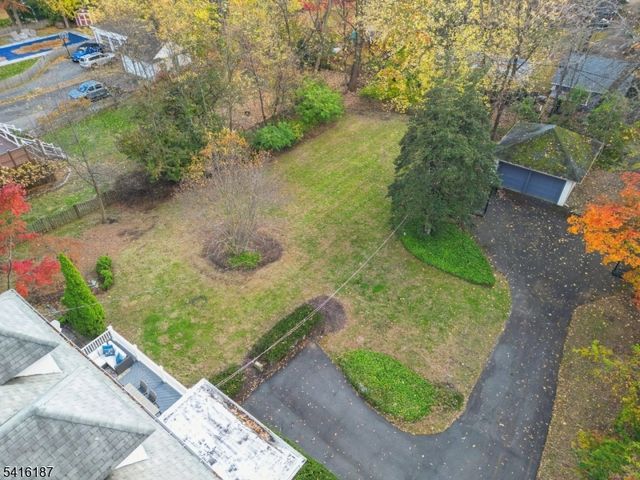 330 Hartford Rd, South Orange Village Twp., NJ 07079