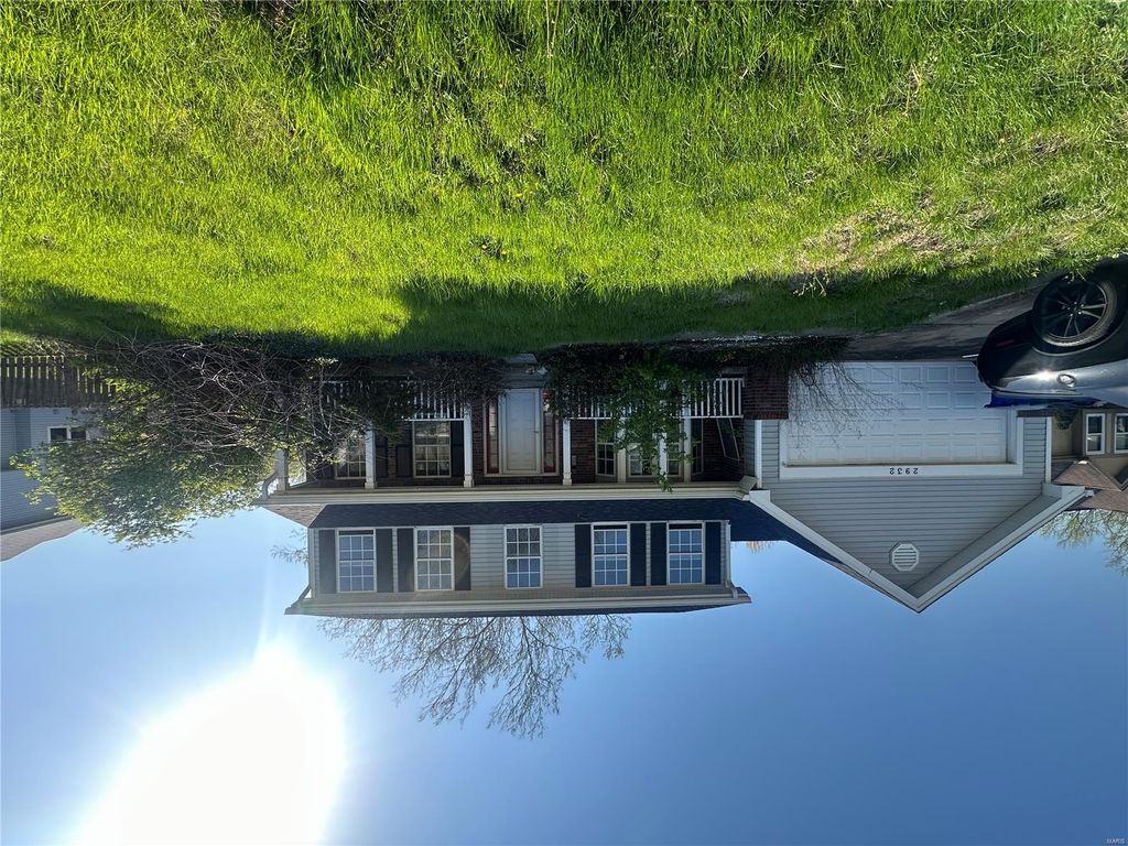 2932 Sherwood Drive, Florissant, MO 63031