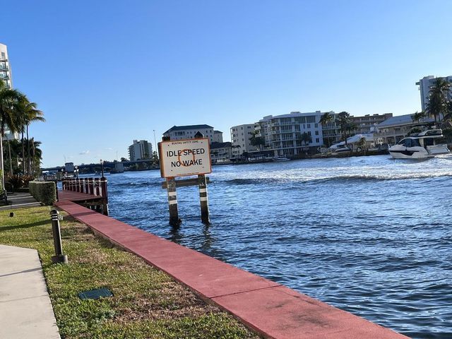 3200 NE 36 Street NE 512a, Fort Lauderdale, FL 33308