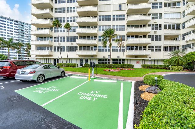 3200 NE 36 Street NE 512a, Fort Lauderdale, FL 33308