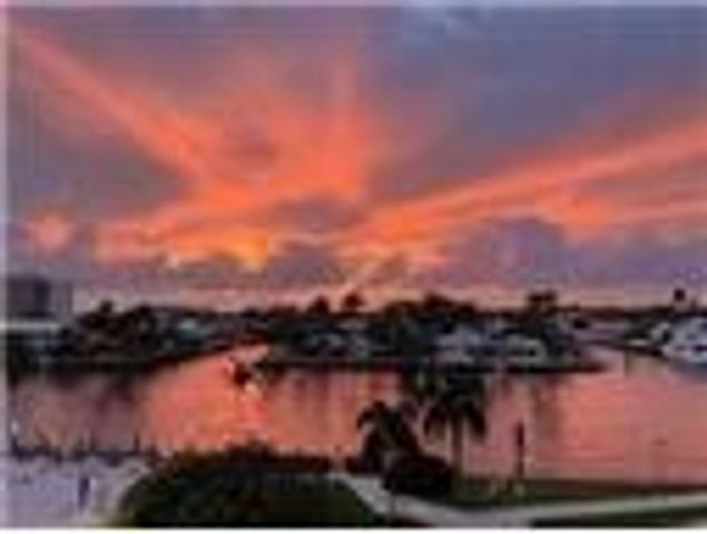 3200 NE 36 Street NE 512a, Fort Lauderdale, FL 33308