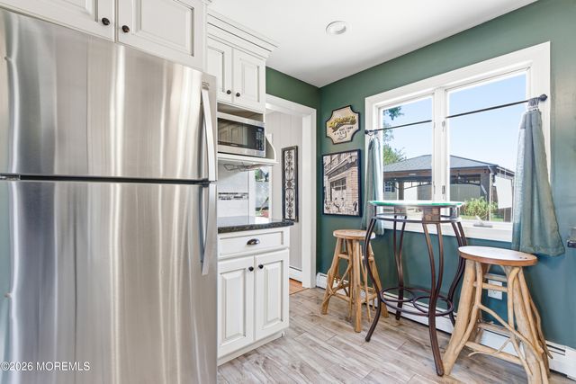 10 Third Street, Matawan, NJ 07747