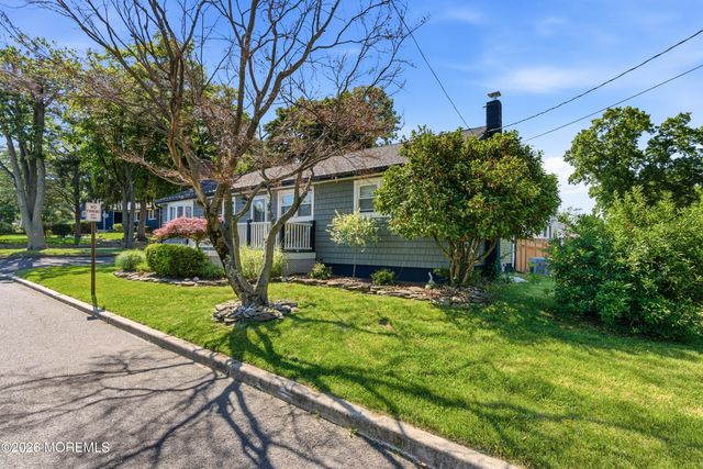 10 Third Street, Matawan, NJ 07747
