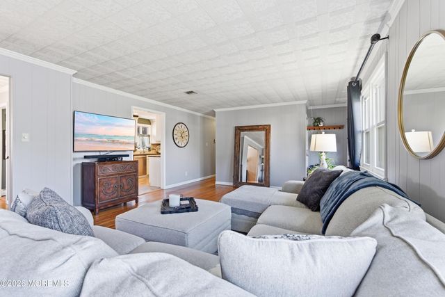10 Third Street, Matawan, NJ 07747